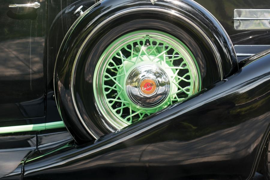 Детали экстерьера LaSalle Convertible Coupe (345-C 668) 1933 года  (фото 13 из 23)